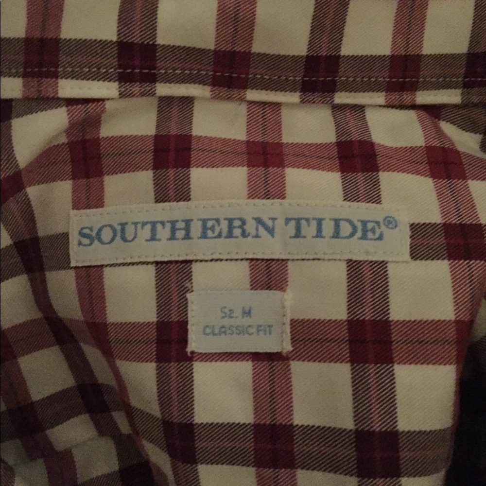 Southern Tide button down - Picture 3 of 3